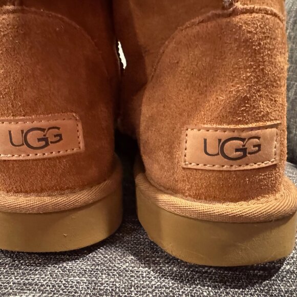 Classic Ugg Boots Womens Size 11 Faux Fur Lined Brown Chestnut Suede - Picture 9 of 14